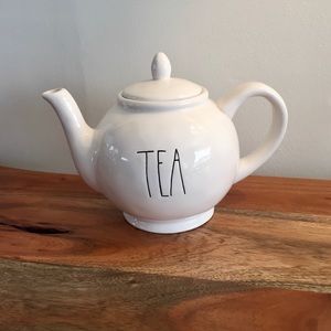 Rae Dunn Teapot *LL*